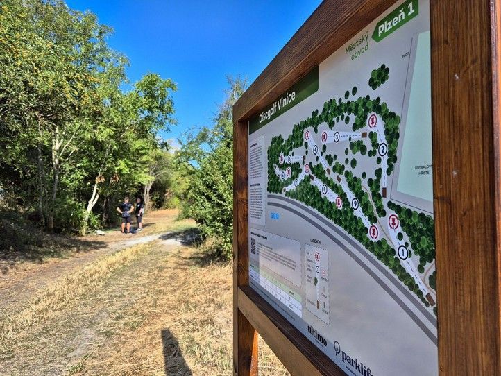 Zdroj fotografií: archiv ÚMO Plzeň 1 260818_DiskoGolf_Vinice_2