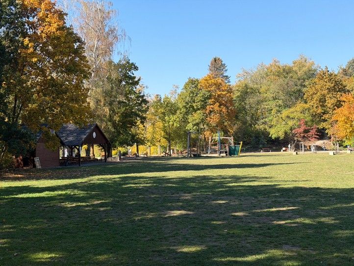 261007_Lobezsky_park