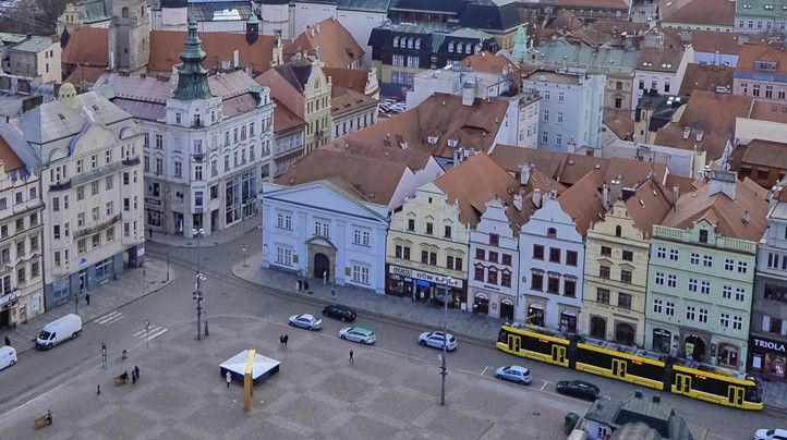 Rohová budova na náměstí Republiky 16 v Plzni 261020_Sidlo_namesti_Republiky_16_OP_pasy
